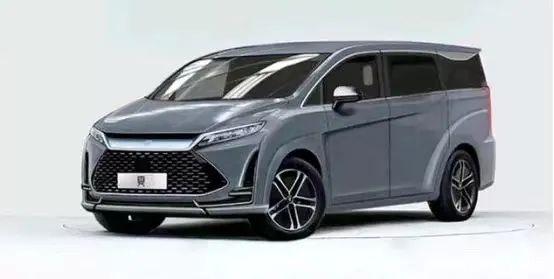在今年的广州车展上,岚图汽车发布了旗下的第二款产品—梦想家.